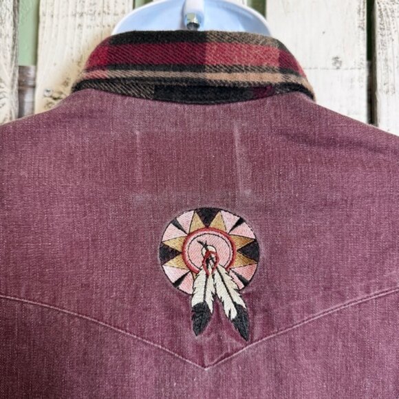 VTG Wrangler Denim Flannel Men’s Medium Shirt Feathers Western Cowboy Rodeo Gift - Picture 6 of 12